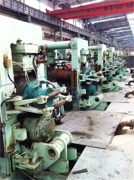 華順的每一套油氣潤(rùn)滑系統(tǒng)都是具有自主知識(shí)產(chǎn)權(quán)的油氣集中潤(rùn)滑系統(tǒng)，我們擁有12項(xiàng)國(guó)家專利技術(shù)產(chǎn)品，可直接替代進(jìn)口同類產(chǎn)品，煙臺(tái)華順油氣潤(rùn)滑設(shè)備可提升傳動(dòng)件6-8倍使用壽命，高效省油，改善生產(chǎn)環(huán)境，節(jié)省人工，投資回收期僅半年