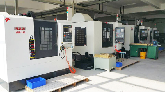 煙臺華順油氣潤滑車間設(shè)備之加工中心