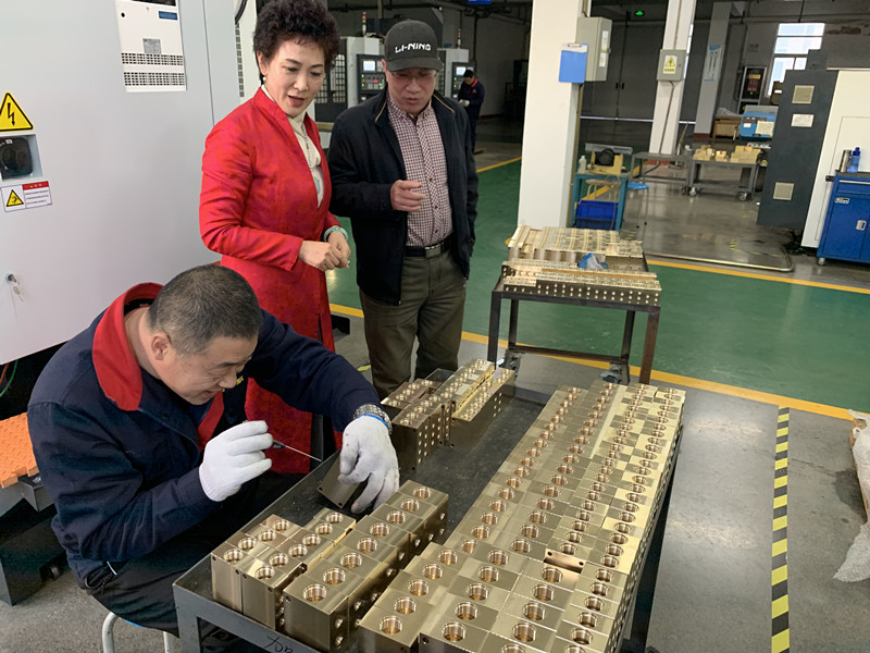 油氣潤滑分配器