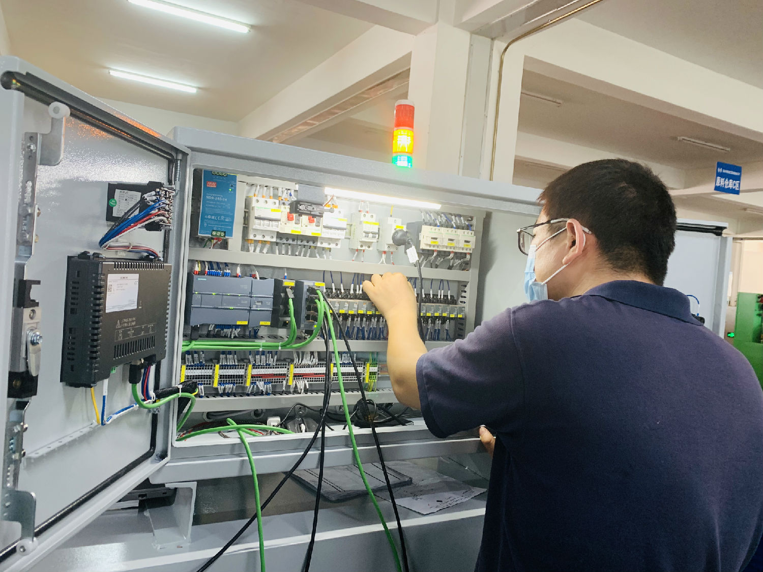 油氣潤(rùn)滑設(shè)備