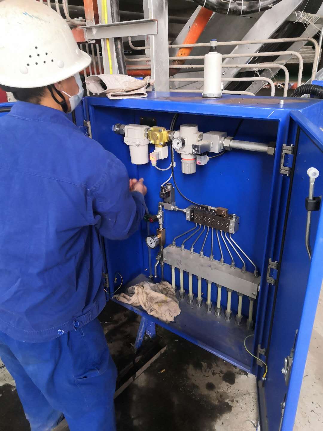 油氣潤(rùn)滑設(shè)備